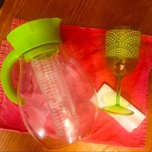 Primula XL fruit infusion water or tea pitcher